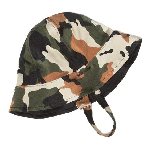 FASTEN reversible toddler hat that is UPF 50+ for excellent sun protection. Camo on one side and black on the other. This unisex hat with chin strap stays on your toddler's head.